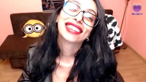 missmiax1 online show from September 17, 5:00 pm