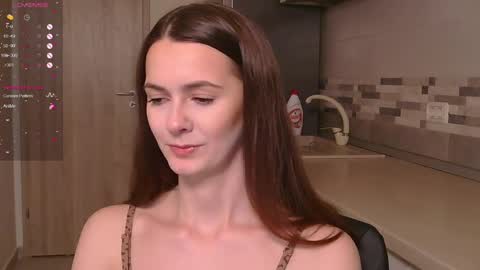 Snapshot of missmo1 chatting on February 18, 11:52 pm Moni online show from February 18, 11:52 pm