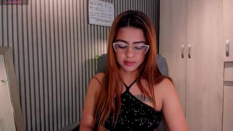 Snapshot of missnaomi_ chatting on September 9, 6:57 am Naomi online show from September 9, 6:57 am