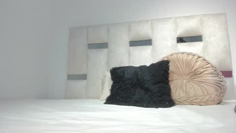 Snapshot of missnatasha05 chatting on September 21, 12:15 pm missnatasha05 online show from September 21, 12:15 pm