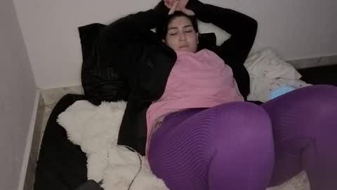 sarah online show from March 8, 3:21 am