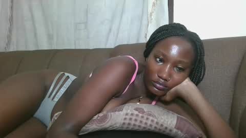 pretty gal online show from October 20, 12:02 am