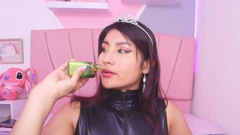 Luna online show from February 8, 7:05 pm