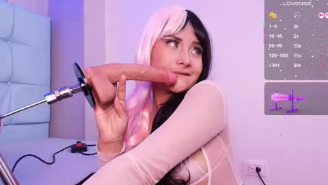 Luna online show from March 7, 7:27 pm