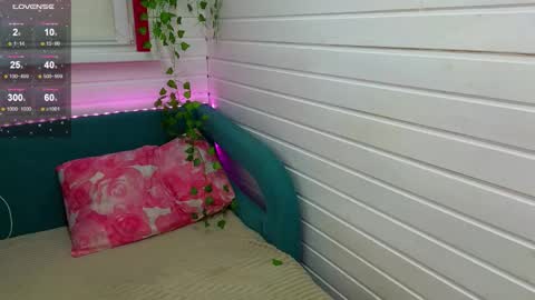 . online show from October 4, 6:41 am