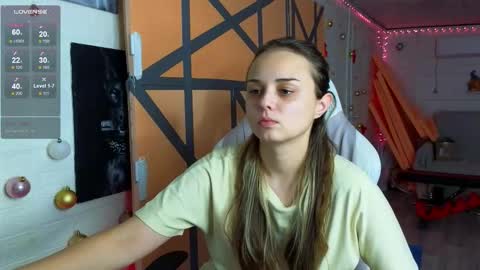 . online show from February 8, 3:16 pm