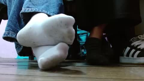 TELL ME MISS online show from February 6, 4:05 am