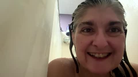 Snapshot of missspooky chatting on March 11, 11:01 am Miss Spooky Silverstacker online show from March 11, 11:01 am