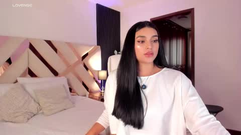 Fernanda Davila online show from October 2, 12:21 pm