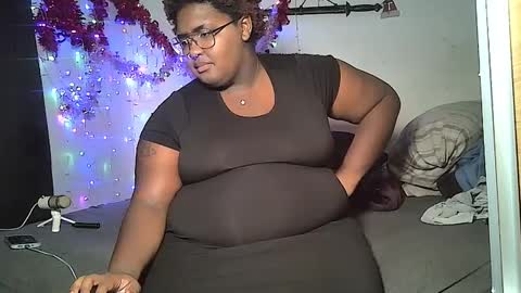 Misstrezzkristina online show from February 11, 3:51 pm