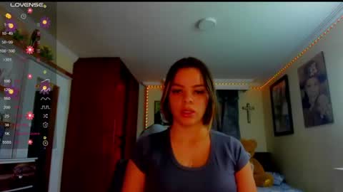missvalery1 online show from June 30, 10:42 pm