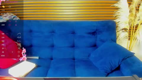Snapshot of missvalery1 chatting on February 7, 9:04 pm missvalery1 online show from February 7, 9:04 pm