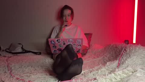 misswishh online show from December 3, 1:39 am