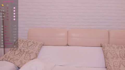 missxcaprice online show from March 1, 3:10 am