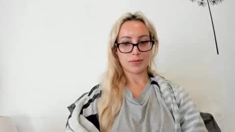 Missy matrix online show from January 16, 10:44 am