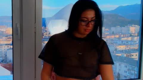 missyscarlet online show from March 2, 5:19 am