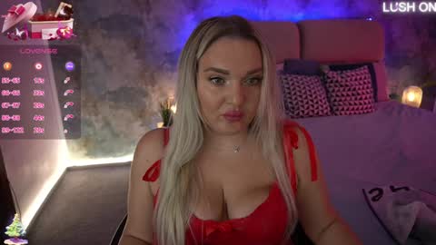 Snapshot of missyymartinezz chatting on January 18, 8:41 am Amely online show from January 18, 8:41 am