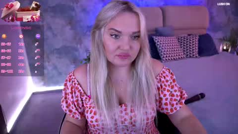 Snapshot of missyymartinezz chatting on March 5, 8:00 am Amely online show from March 5, 8:00 am