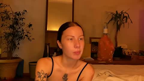 Snapshot of misszlataa chatting on September 16, 2:03 pm Zlata online show from September 16, 2:03 pm