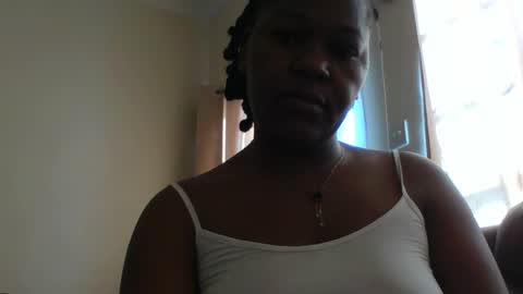 misticmoment online show from June 2, 5:41 am