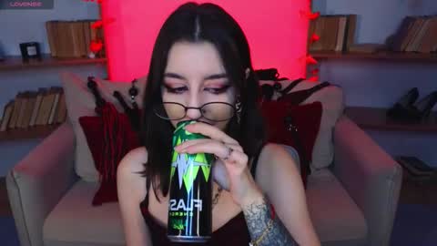 Snapshot of mistress__marcelline chatting on October 8, 9:24 am Marcelline online show from October 8, 9:24 am