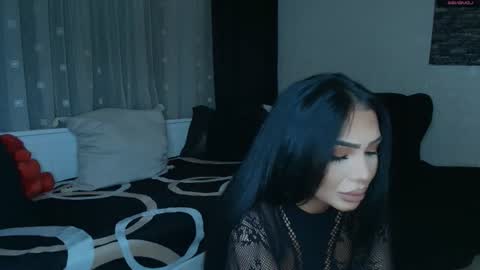 mistress_meryem online show from June 17, 10:00 pm