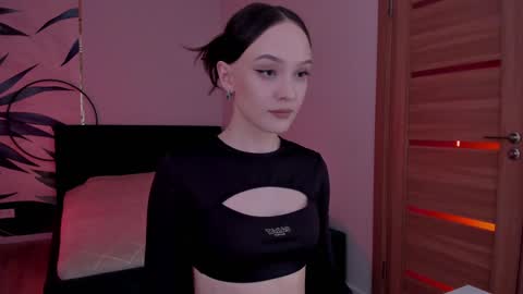Mistress Mia online show from December 16, 5:17 am