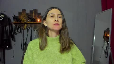 Snapshot of mistress_pamela_ chatting on December 6, 5:53 am Mistress Pamela online show from December 6, 5:53 am