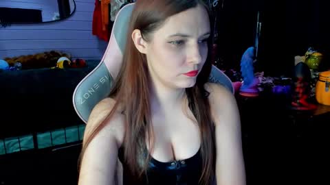 Dirty Priest and Ivi online show from March 11, 6:43 pm