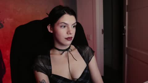 Miss Rochelle online show from March 9, 10:19 pm