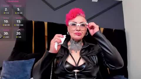 Sandy Mistress  online show from June 8, 9:25 pm