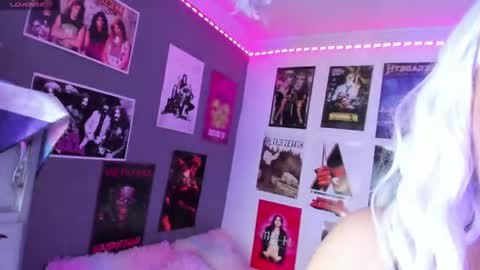 mistresscrowley_999 online show from October 1, 6:51 am