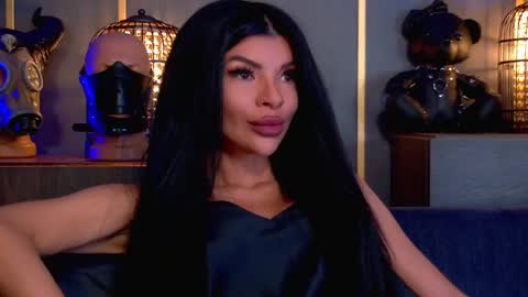 Elenia online show from May 1, 10:07 am