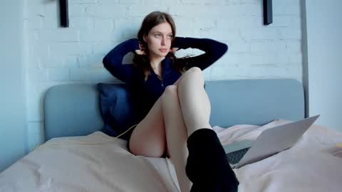 mistresselizy online show from December 18, 10:51 am