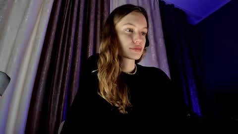 Snapshot of mistresselizy chatting on October 19, 1:24 pm mistresselizy online show from October 19, 1:24 pm