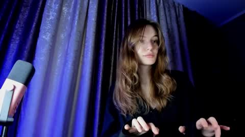 Snapshot of mistresselizy chatting on October 10, 12:59 am mistresselizy online show from October 10, 12:59 am