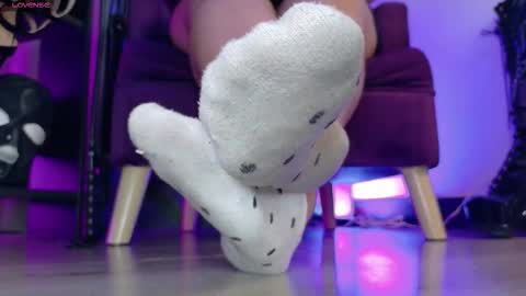 Jhadee online show from February 16, 11:15 pm