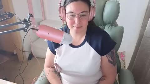 mistressleahbrooks online show from September 19, 1:48 am