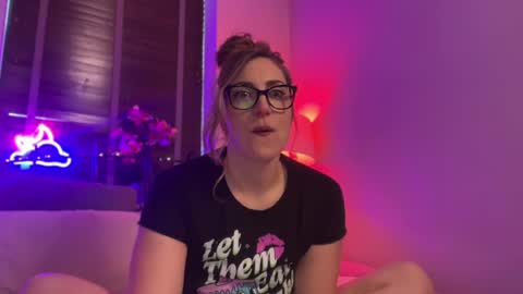 Miss X online show from November 4, 5:07 pm