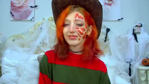 Snapshot of mistymarlow chatting on October 29, 6:50 am Misty online show from October 29, 6:50 am