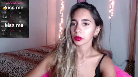 Snapshot of mitchwilson1 chatting on October 16, 1:30 am mitchwilson1 online show from October 16, 1:30 am