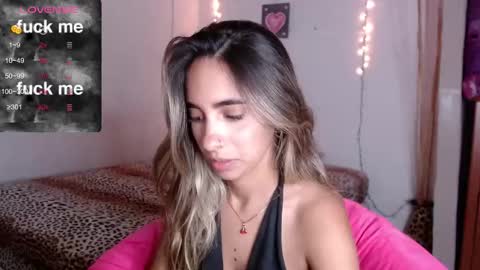 Snapshot of mitchwilson1 chatting on October 15, 12:35 am mitchwilson1 online show from October 15, 12:35 am