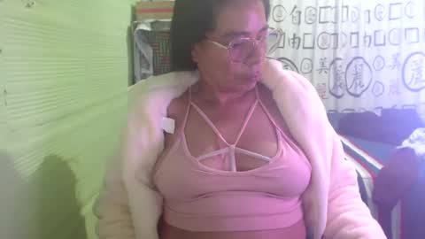 kelly online show from September 22, 8:51 pm