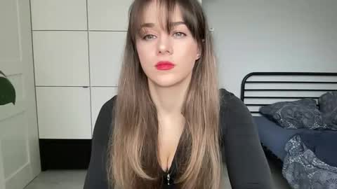 Snapshot of mmminnie chatting on February 26, 10:38 am mmminnie online show from February 26, 10:38 am