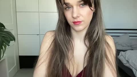 Snapshot of mmminnie chatting on March 7, 11:18 am mmminnie online show from March 7, 11:18 am