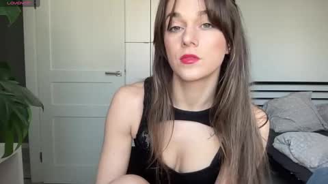 Snapshot of mmminnie chatting on March 10, 2:16 pm mmminnie online show from March 10, 2:16 pm