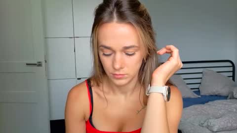 Snapshot of mmminnie chatting on September 23, 10:02 am mmminnie online show from September 23, 10:02 am