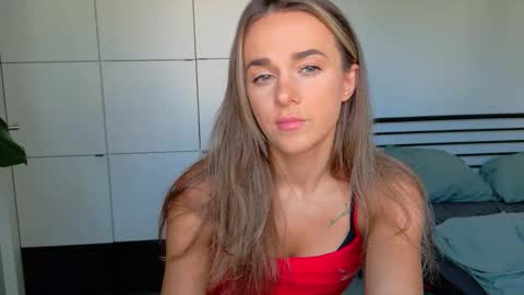 Snapshot of mmminnie chatting on September 8, 2:49 pm mmminnie online show from September 8, 2:49 pm