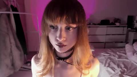 mnepohhh online show from October 17, 7:17 pm