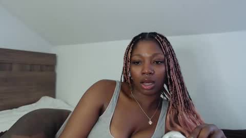 Snapshot of mochamimi chatting on December 13, 11:02 am Mocha BDAY JAN 13 online show from December 13, 11:02 am